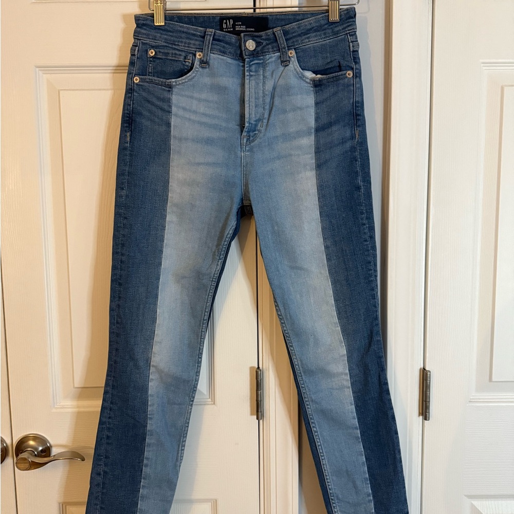GAP Women's Two-Tone Blue Jeans